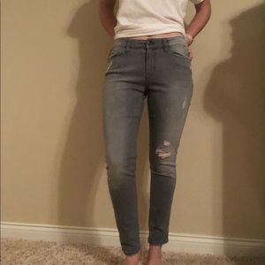 Banana Republic Skinny Fit Grey Ripped Jean